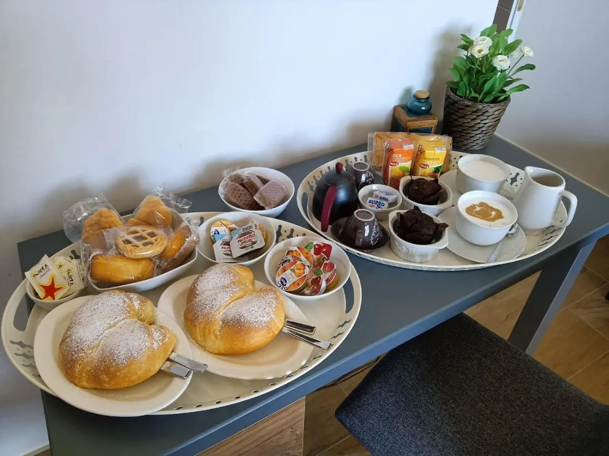Ricomincio Da Me Bed & Breakfast Naples
